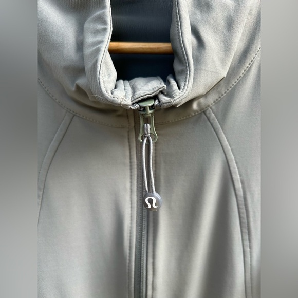 Lululemon Khaki Swing Jacket, approx size 10 - Picture 6 of 7